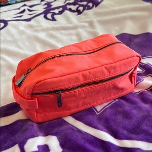 Jujube chromatics dopp kit